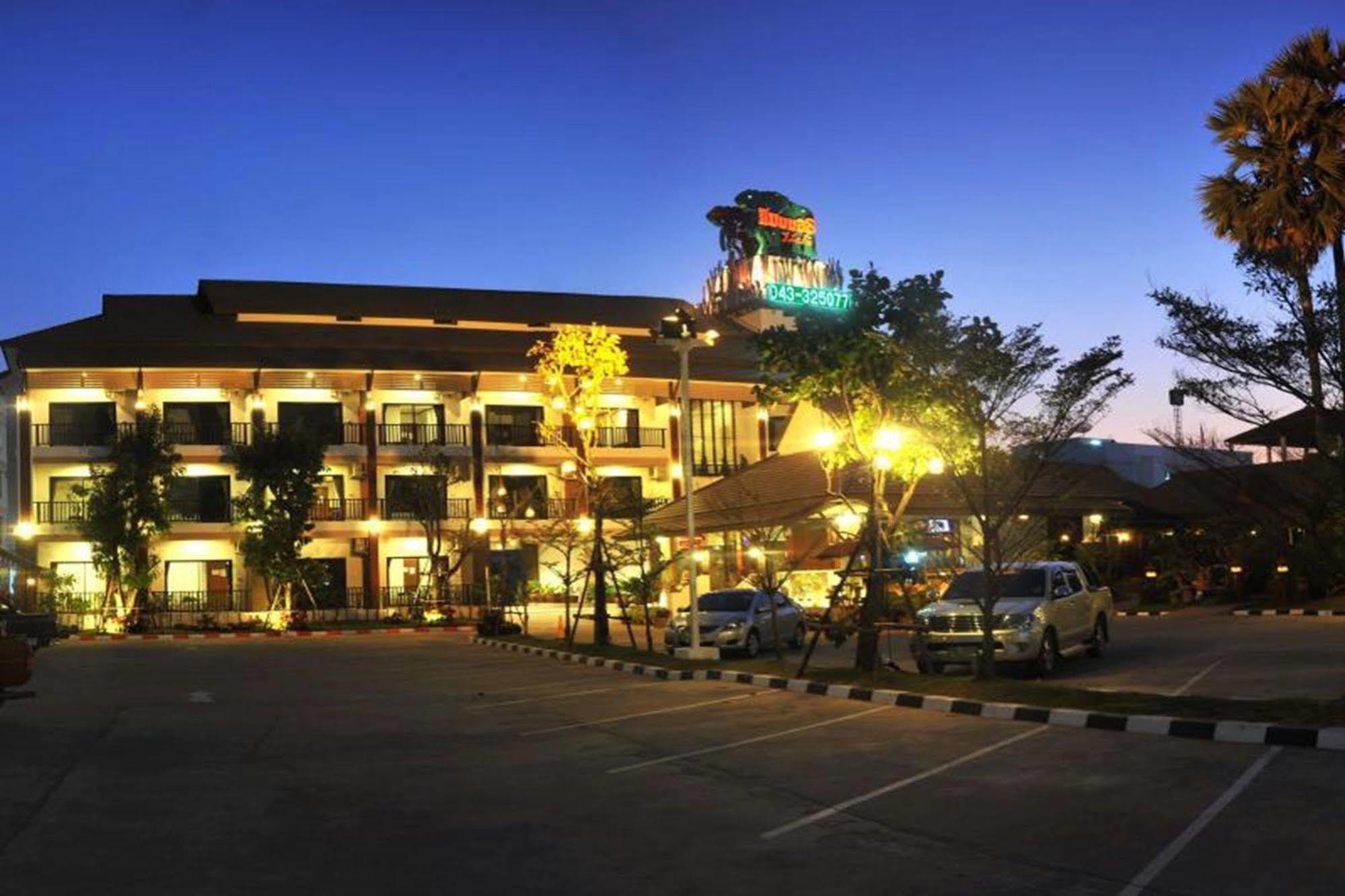 Mammoth Resort Khon Kaen Buitenkant foto