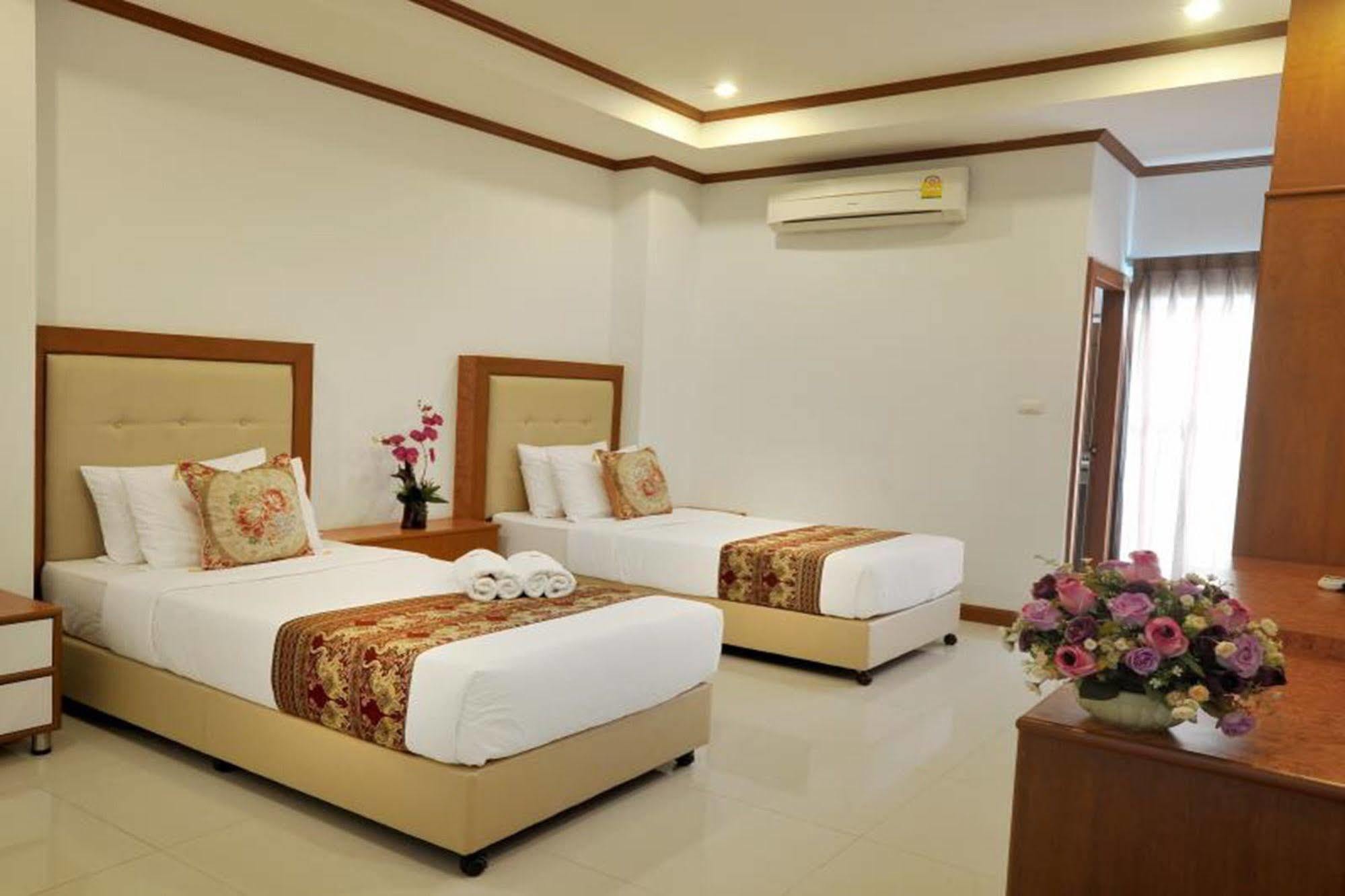 Mammoth Resort Khon Kaen Buitenkant foto